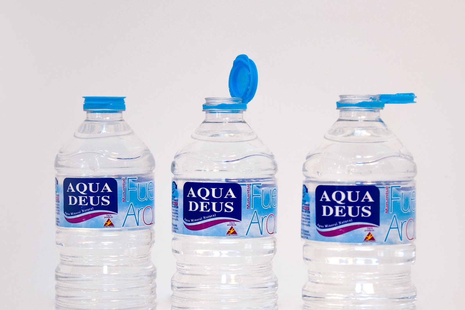 Tapón solidario Aquadeus